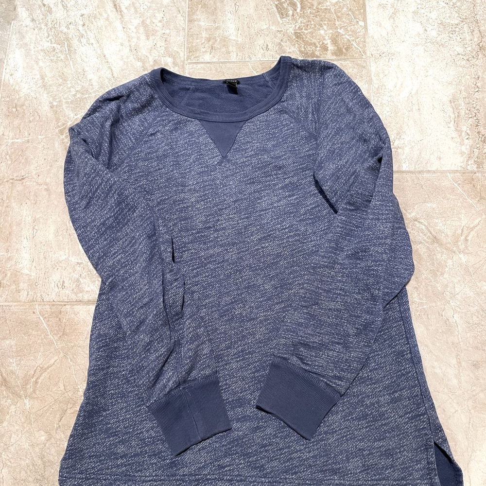 💚 3/$15 J.Crew Crew Neck Sweatshirt